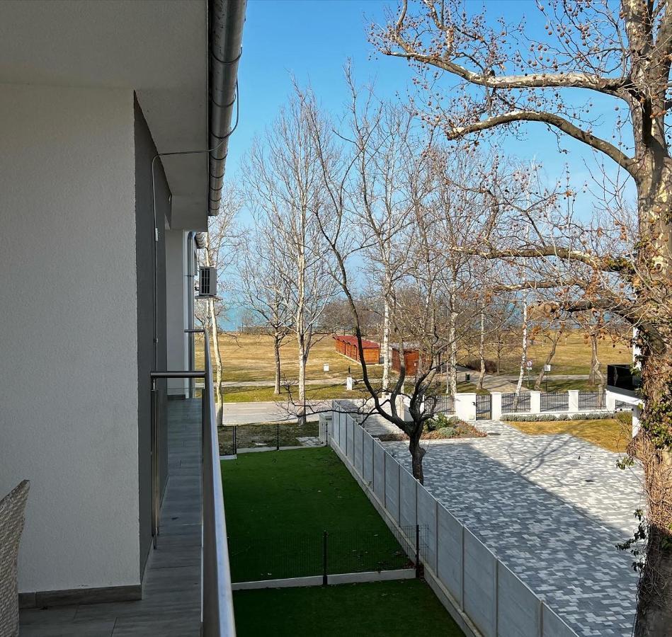 Sunshine Homes Zamárdi Buitenkant foto